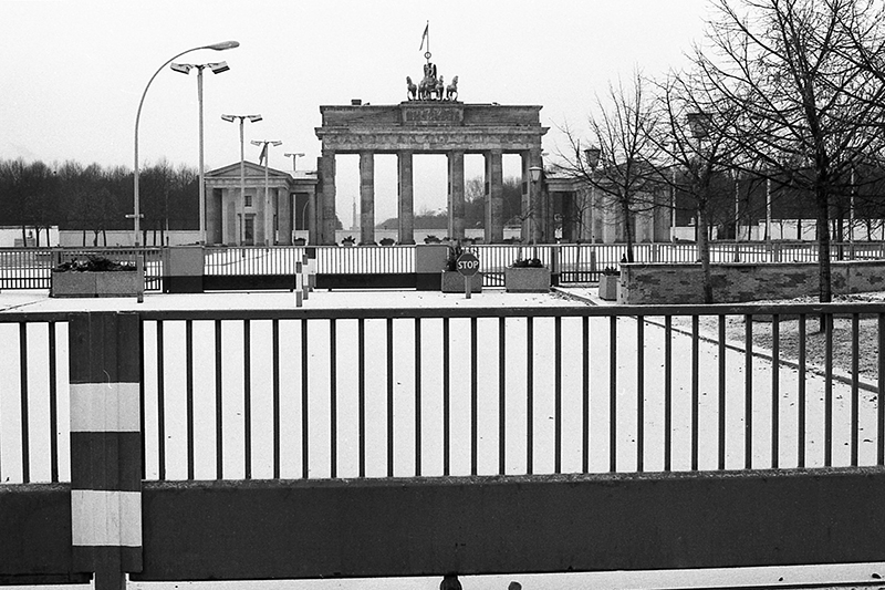 The Fall of the Berlin Wall : 1989  : Personal Photo Projects :  Richard Moore Photography : Photographer : 